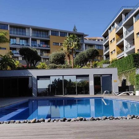 Condominio Zen Pearl-Luxury Com Piscina فونشال المظهر الخارجي الصورة